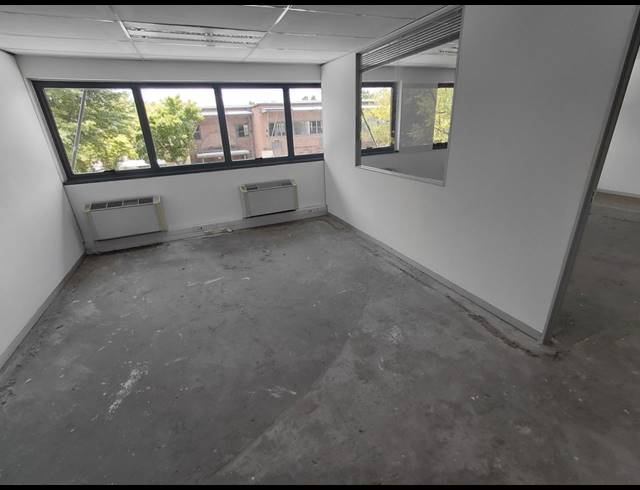 484M² OFFICE TO LET IN RANDJESPARK